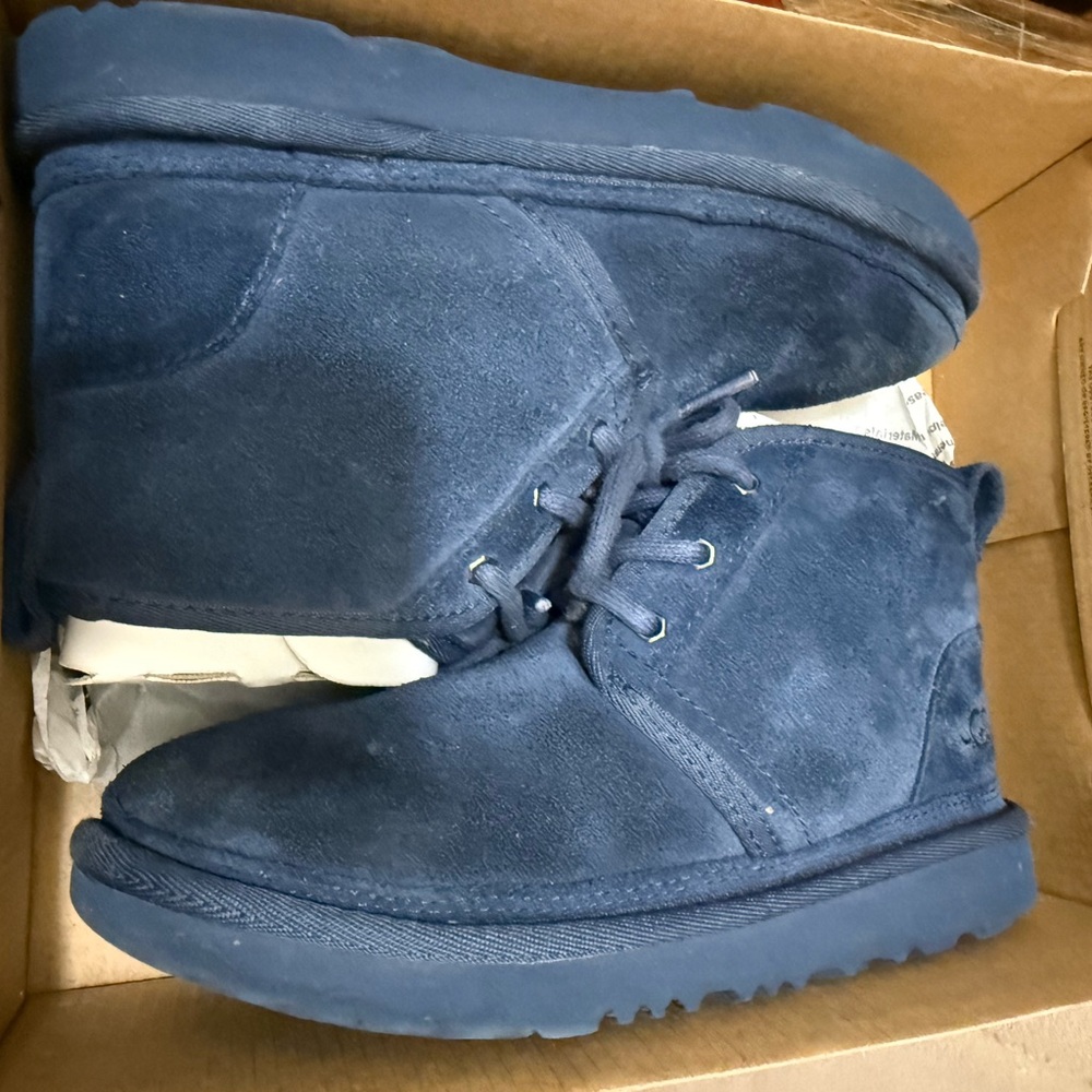 UGG Men's Navy Chukka Boots
